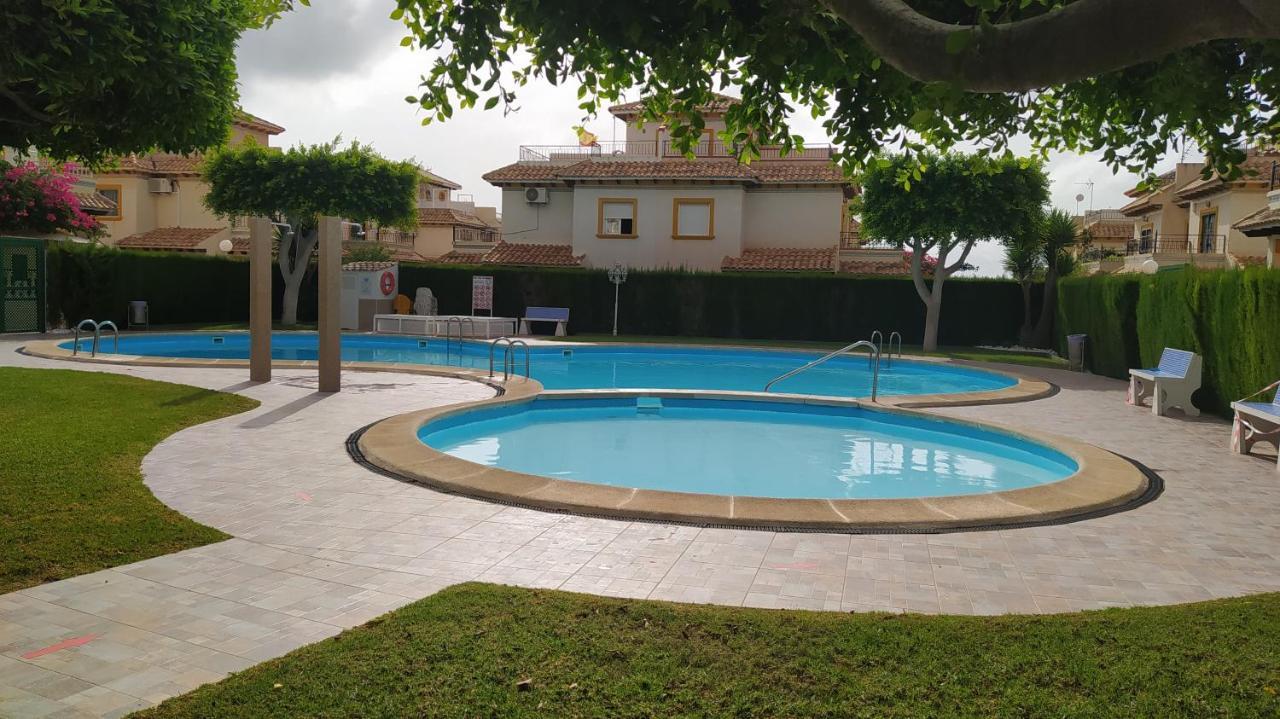 La Campana Lägenhet Dehesa de Campoamor  Exteriör bild